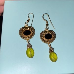 NEW Vintage style earrings